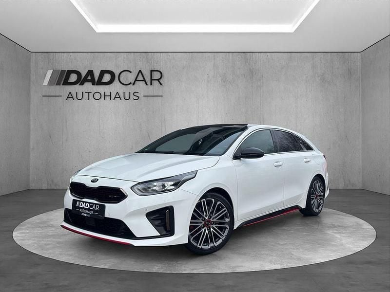 Weiß Gebraucht 2020 Kia ProCeed GT Kleinwagen | 23.900 € (Fairer Preis) - Bild 1/4