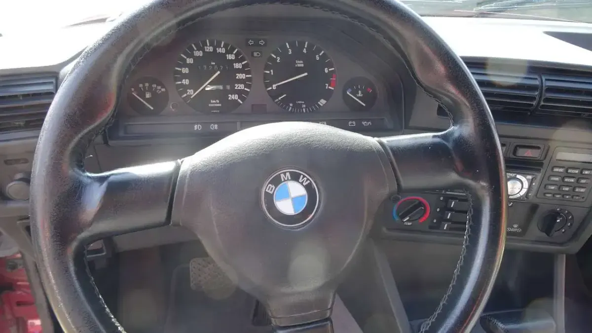 Gebraucht BMW 325 171 PS (125 kW) 1991 Rot Cabrio