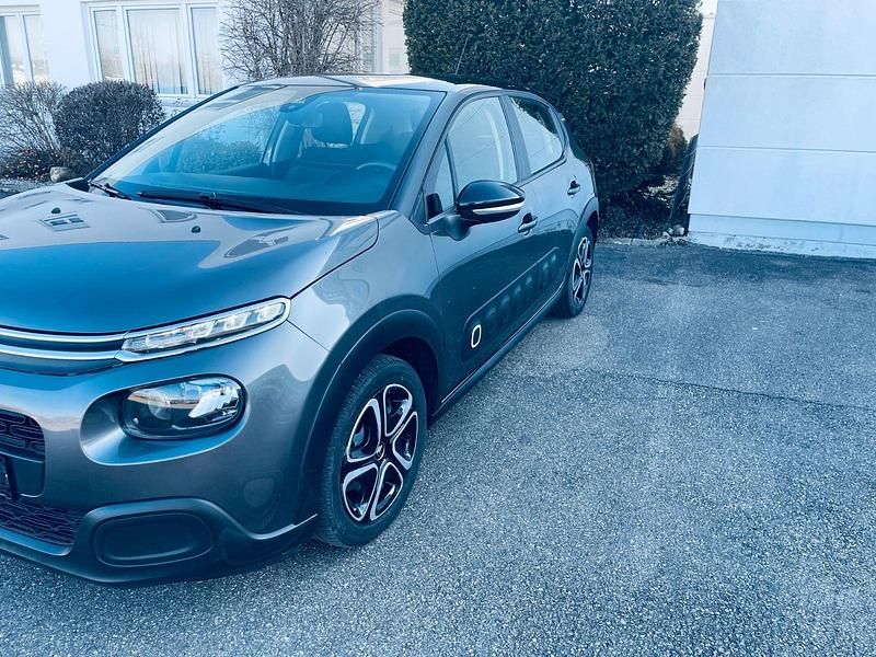 Gebraucht Citroën C3 82 PS (60 kW) 2018 Grau Kleinwagen