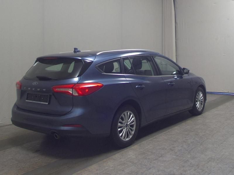 Gebraucht Ford Focus Titanium 125 PS (91 kW) 2019 Blau Kombi