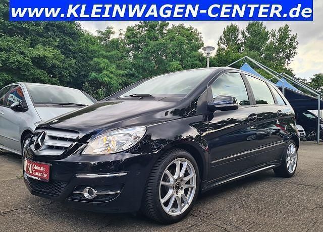 Schwarz Gebraucht 2009 Mercedes B180 Van / Kleinbus | 10.800 € (Teuer) - Bild 1/4