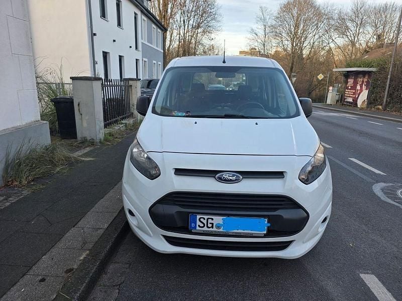 Weiß Gebraucht 2016 Ford Tourneo Connect Trend Van / Kleinbus | 7.800 € (Guter Preis) - Bild 1/4