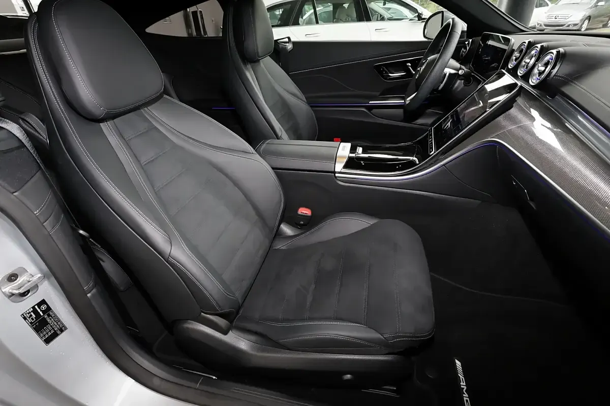 Gebraucht Mercedes CLE180 AMG 170 PS (125 kW) 2025 Metalliclack hightechsilber Coupé