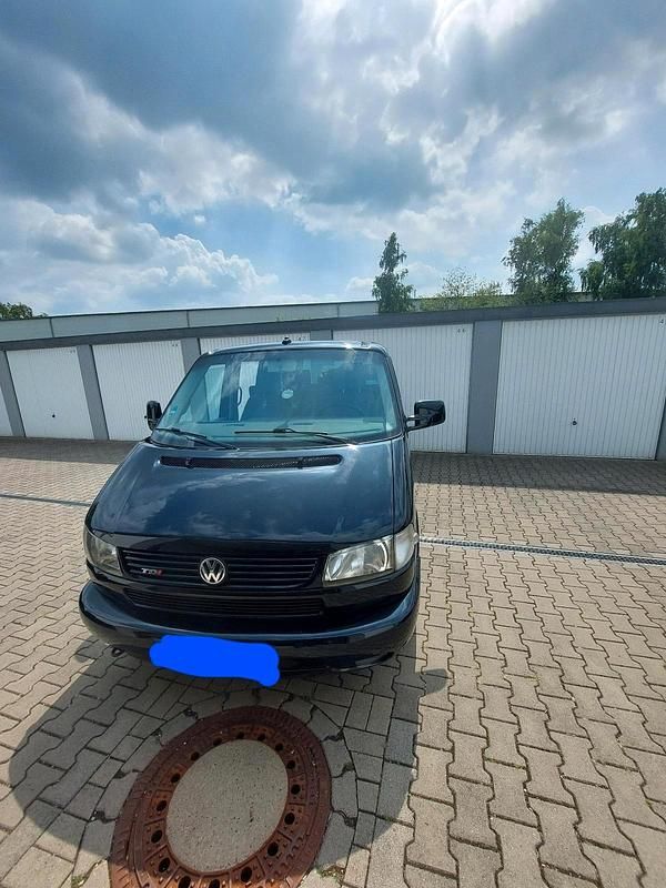 Schwarz Gebraucht 2001 VW T4 Van | 10.555 € (Etwas zu teuer) - Bild 1/4