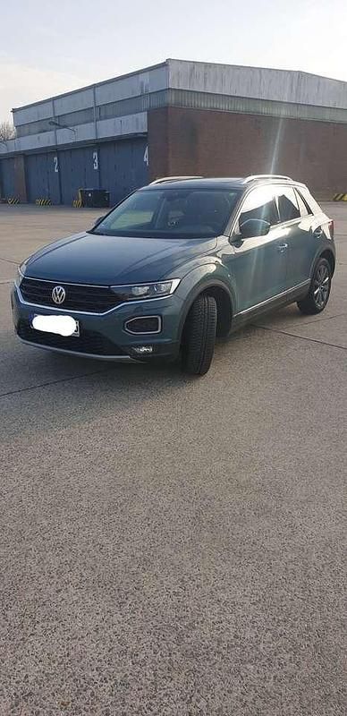Gebraucht VW T-Roc IQ Drive 150 PS (110 kW) 2019 Blau SUV