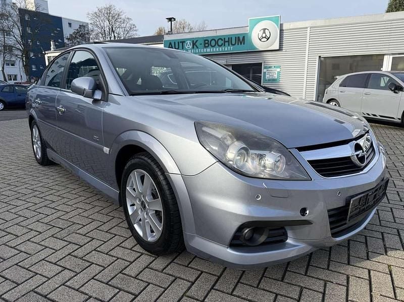 Gebraucht Opel Vectra OPC 155 PS (114 kW) 2007 Lichtsilber m2 Limousine