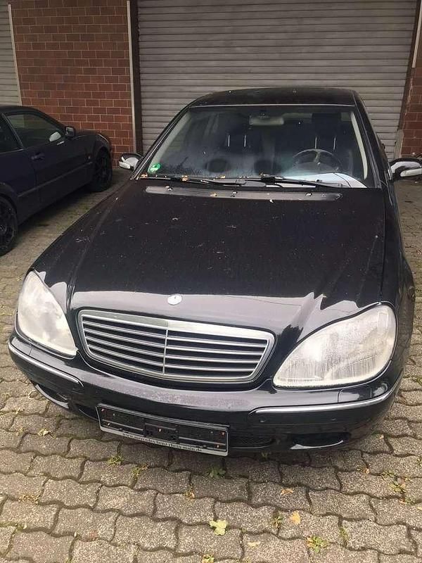 Schwarz Gebraucht 2000 Mercedes S500 Limousine | 3.499 € (Fairer Preis) - Bild 1/4