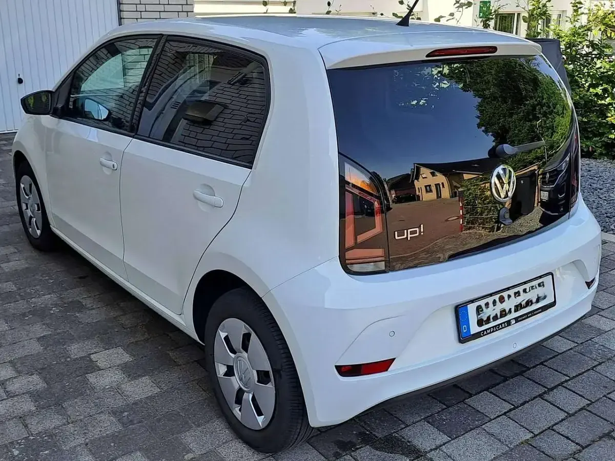 Gebraucht VW up! 60 PS (44 kW) 2020 Weiß Kleinwagen