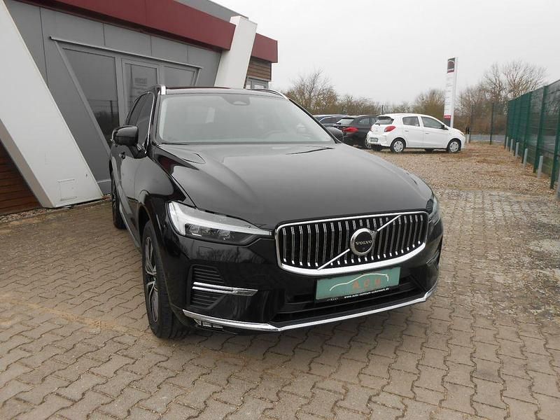Gebraucht Volvo XC60 Plus 197 PS (144 kW) 2022 SUV