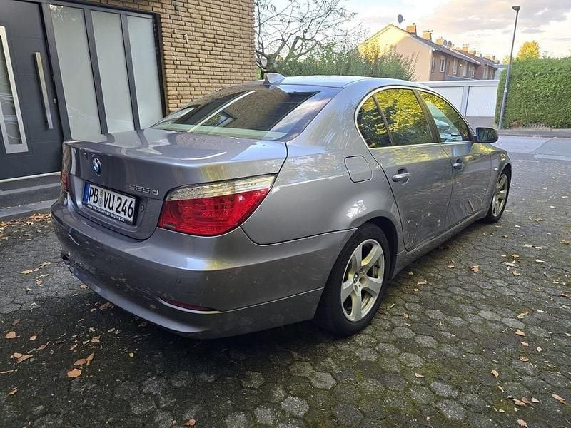 Usata BMW 525 197 CV (144 kW) 2007 Grigio Berlina