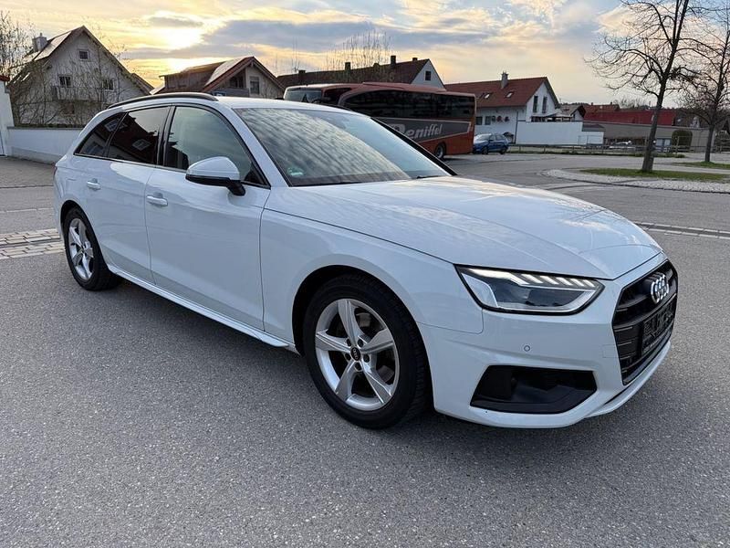 Gebraucht Audi A4 Advanced 163 PS (119 kW) 2023 Weiß Kombi