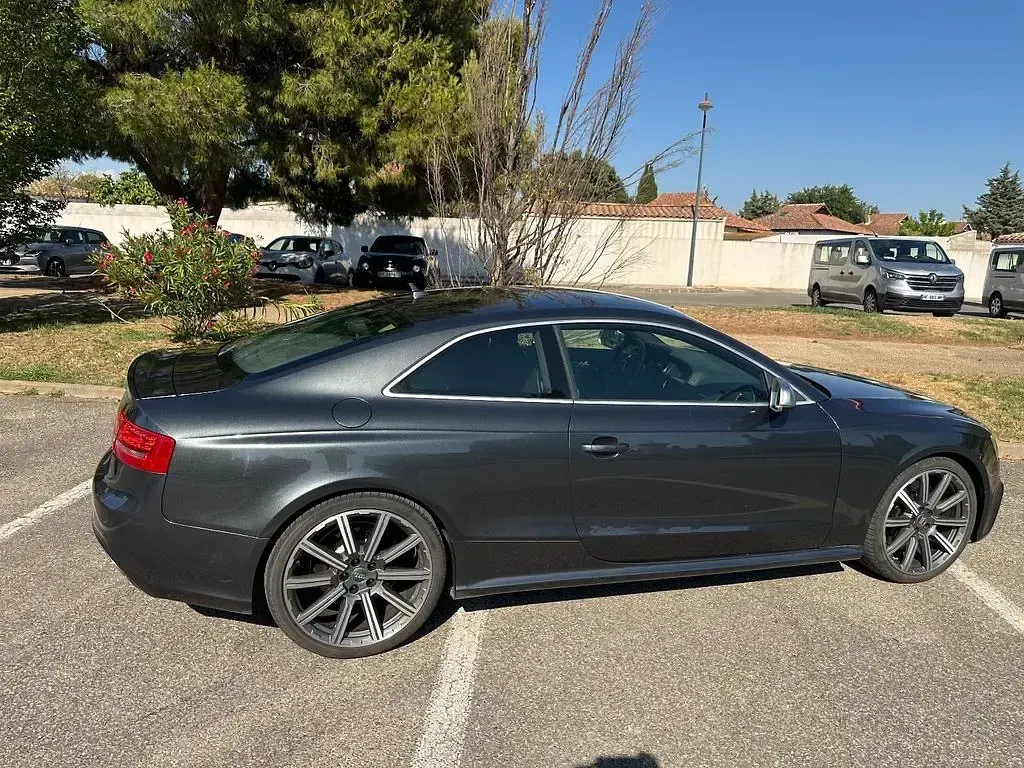 Gebraucht Audi RS5 Sport 450 PS (330 kW) 2010 Grau Coupé
