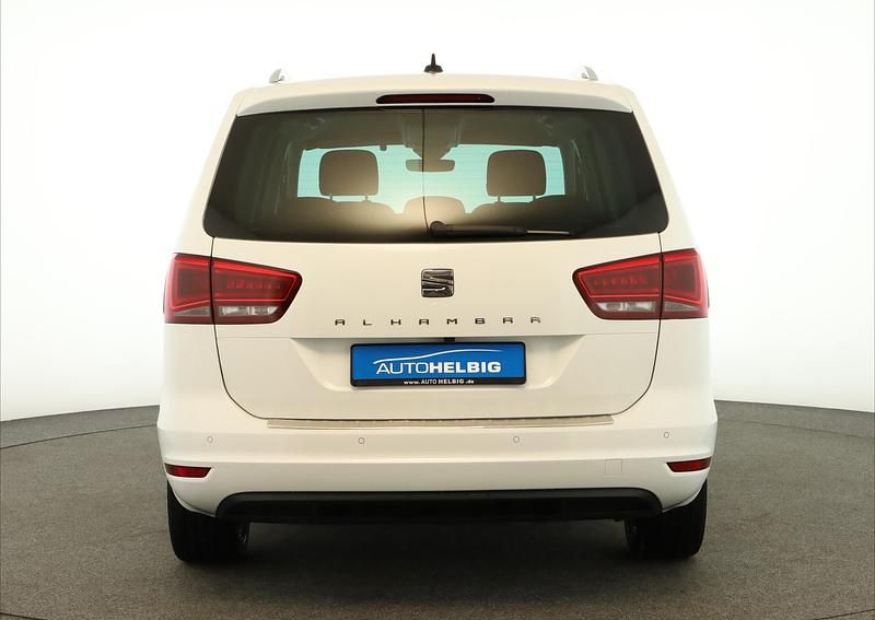 Gebraucht Seat Alhambra XCELLENCE 150 PS (110 kW) 2022 Pure white Van / Kleinbus