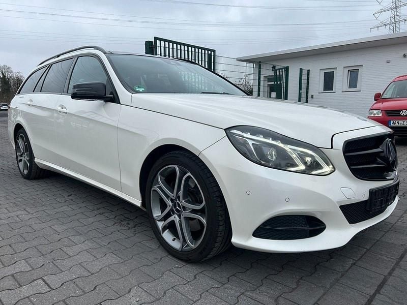 Gebraucht Mercedes E250 204 PS (150 kW) 2015 Weiß Kombi
