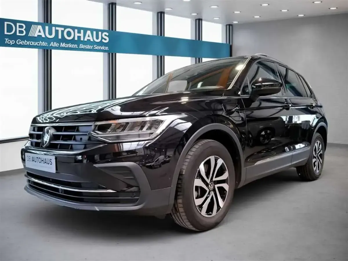 Gebraucht VW Tiguan Active 245 PS (180 kW) 2022 SUV