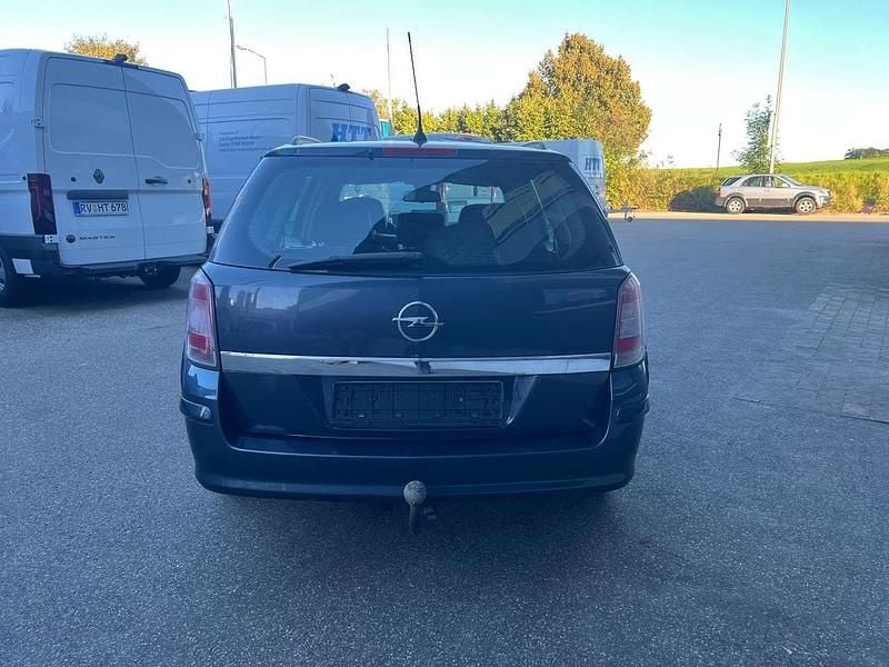 Gebraucht Opel Astra Sport 110 PS (80 kW) 2008 Blau Kombi