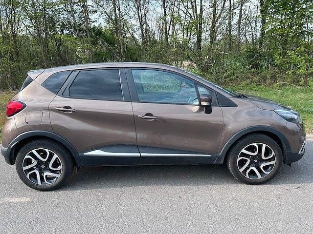 Gebraucht Renault Captur 90 PS (66 kW) 2015 Braun SUV