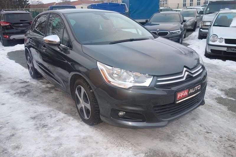 Gebraucht Citroën C4 SELECTION 131 PS (96 kW) 2015 Grau Limousine