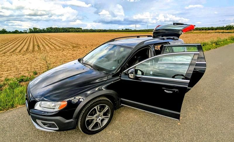 Schwarz Gebraucht 2012 Volvo XC70 SUV | 10.500 € - Bild 1/4