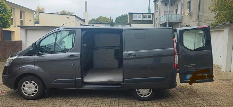 Second-hand Ford Transit Custom 125 CP (91 kW) 2015 Gri Monovolum