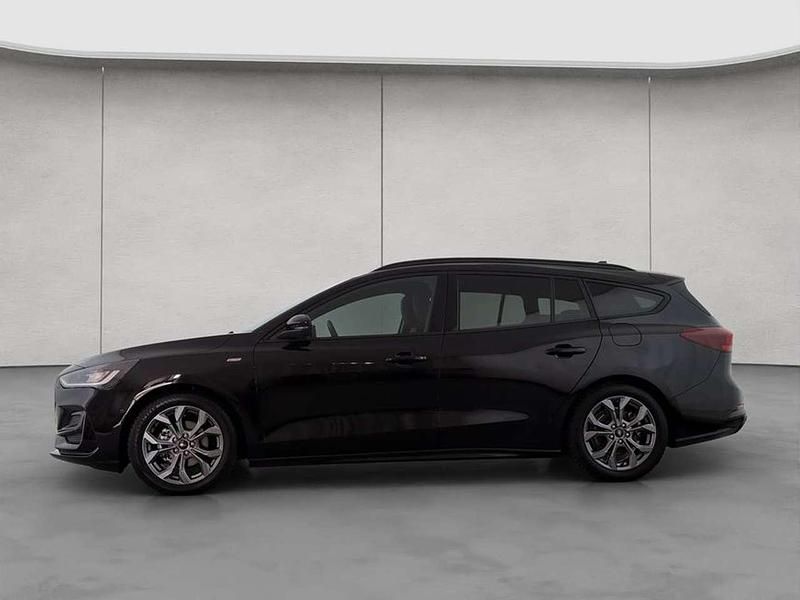 Gebraucht Ford Focus ST-Line X 155 PS (114 kW) 2024 Agate black metallic Kombi