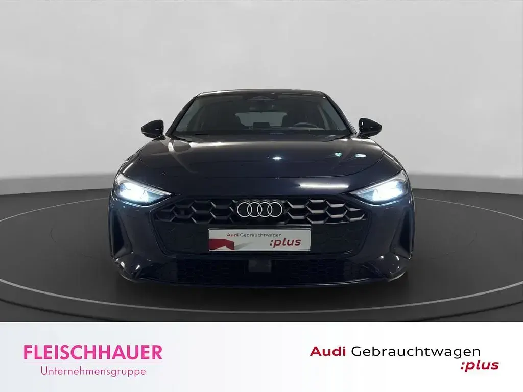 Gebraucht Audi A5 Sport 204 PS (150 kW) 2024 Blau Limousine