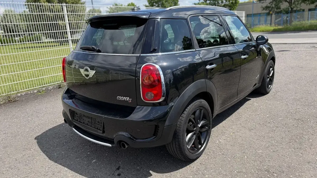 Gebraucht Mini Cooper S 184 PS (135 kW) 2011 Absolute black Kleinwagen