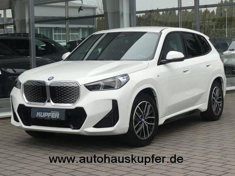 Gebraucht BMW iX1 Performance 279 kW (380 PS) 2024 Weiß SUV