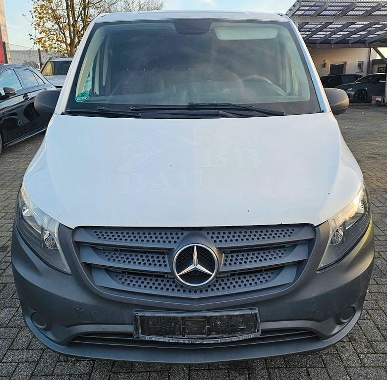 Gebraucht Mercedes Vito 114 PS (83 kW) 2016 Weiß Van