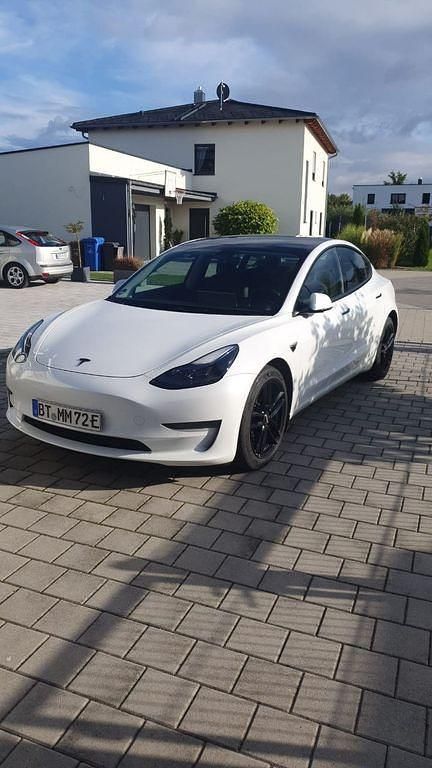 Gebraucht Tesla Model 3 366 kW (498 PS) 2022 Weiß Limousine