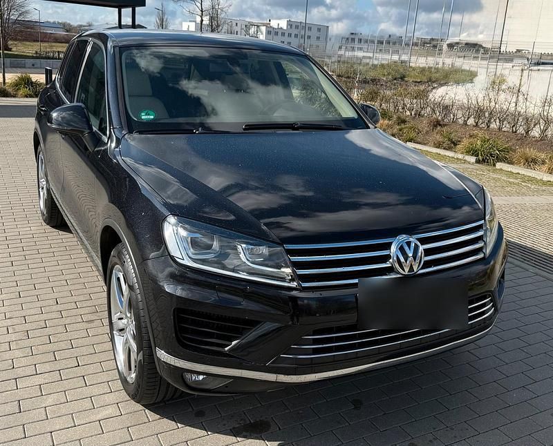 Gebraucht VW Touareg 262 PS (192 kW) 2015 Schwarz SUV