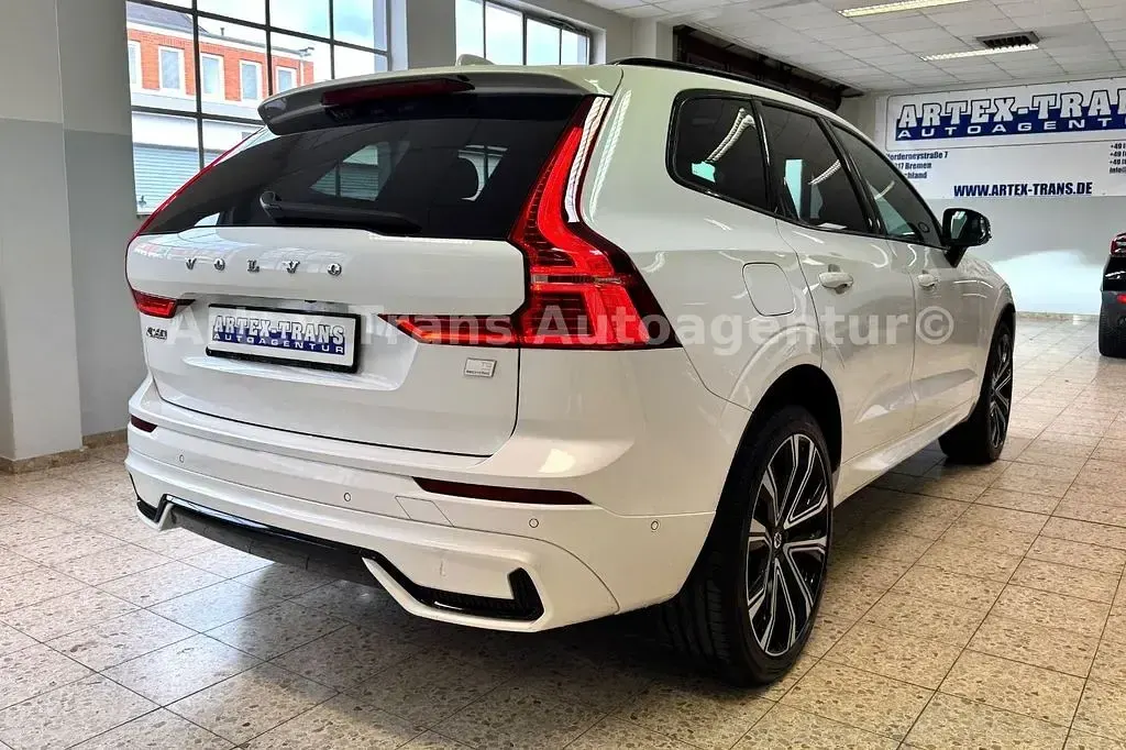 Gebraucht Volvo XC60 R-Design 392 PS (288 kW) 2021 Weiß SUV