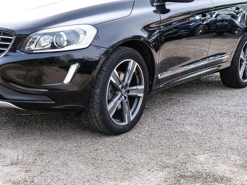 Gebraucht Volvo XC60 Summum 190 PS (139 kW) 2017 Schwarz SUV
