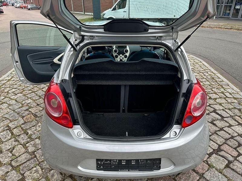 Grau Gebraucht 2010 Ford Ka Trend Kleinwagen | 2.450 € (Fairer Preis) - Bild 1/4