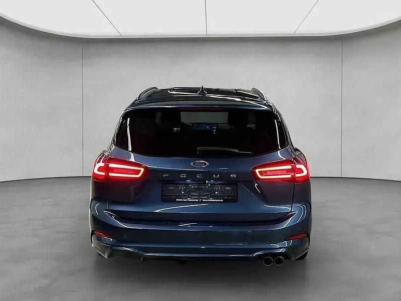 Gebraucht Ford Focus ST-Line X 155 PS (114 kW) 2024 Chrome blue metallic Kombi