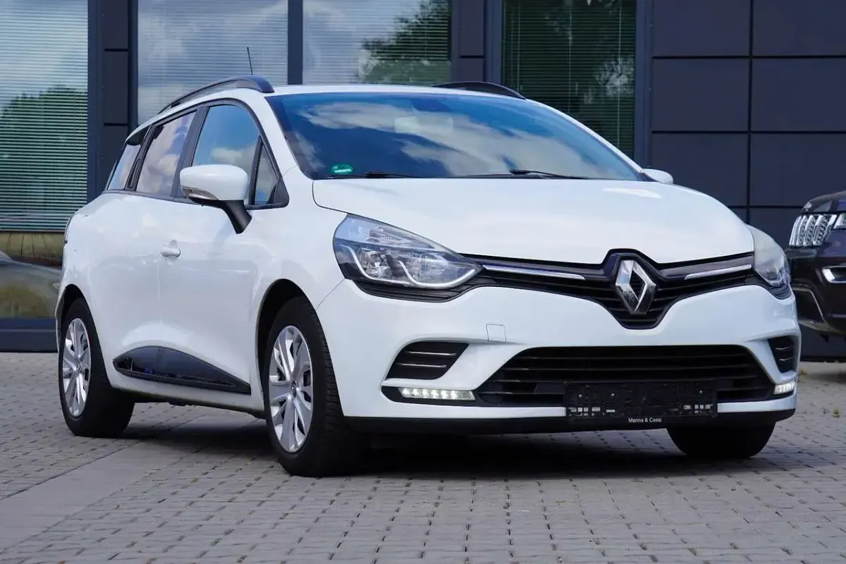 Gebraucht Renault Clio GrandTour Business 75 PS (55 kW) 2016 Gletscherweiss Kombi