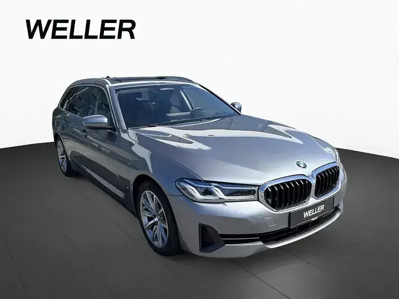 Usata BMW 520 Comfort Edition 190 CV (139 kW) 2022 Blu Station wagon