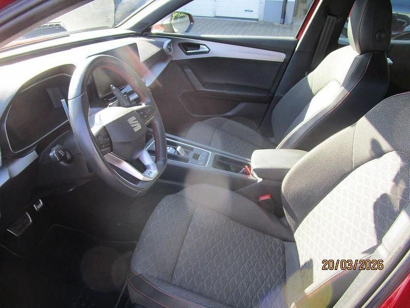 Gebraucht Seat Leon FR 150 PS (110 kW) 2021 Rot Limousine