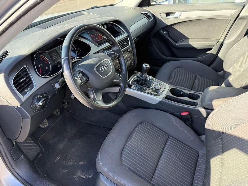 Gebraucht Audi A4 Ambiente 143 PS (105 kW) 2012 Silber Kombi