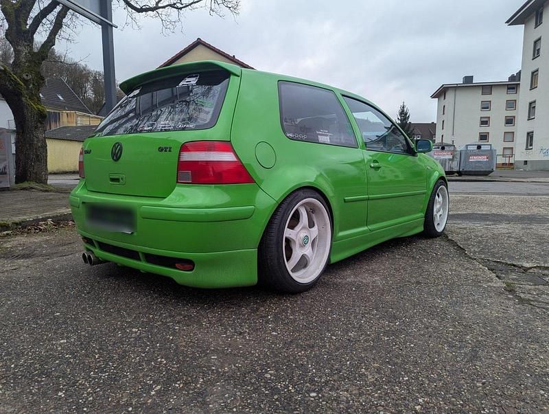 Gebraucht VW Golf 125 PS (91 kW) 1998 Grün Coupé