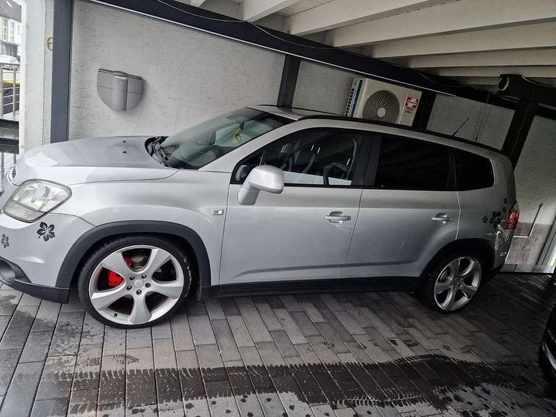 Silber Gebraucht 2012 Chevrolet Orlando LT SUV | 5.500 € (Fairer Preis) - Bild 1/3