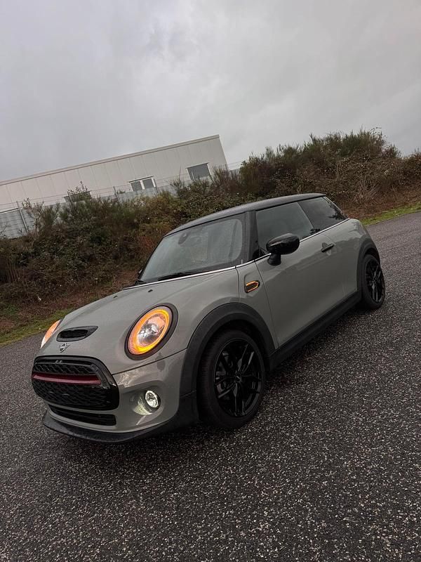 Gebraucht Mini Cooper S 135 kW (184 PS) 2020 Schwarz Kleinwagen