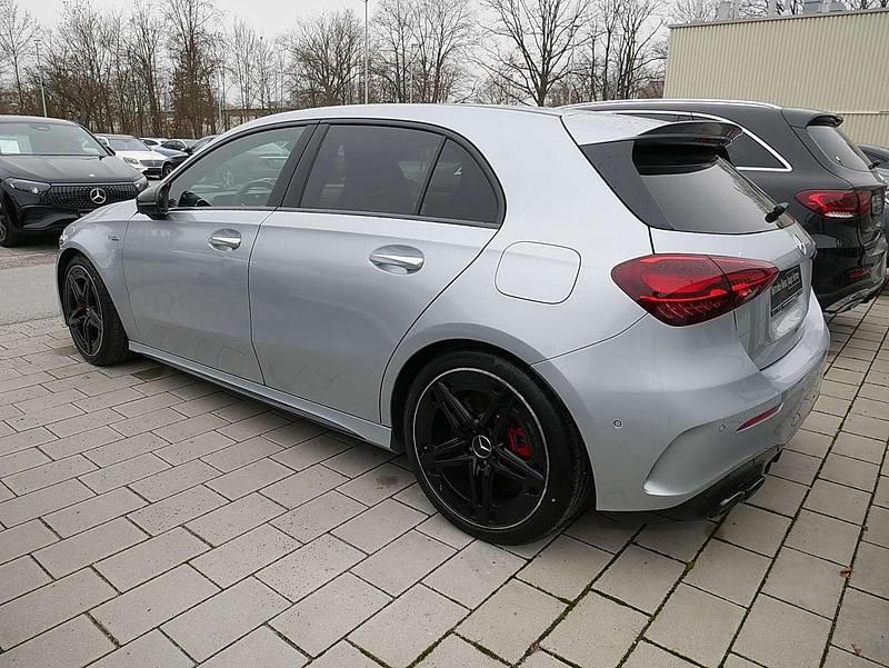Gebraucht Mercedes A45 AMG AMG 421 PS (309 kW) 2024 Metalliclack hightechsilber Limousine