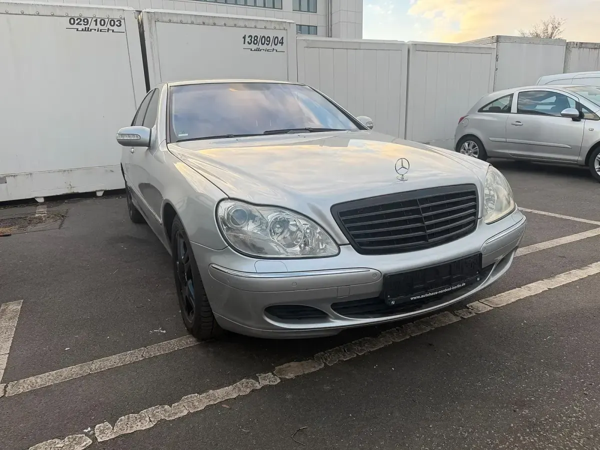 Gebraucht Mercedes S500 306 PS (225 kW) 2002 Silber Limousine