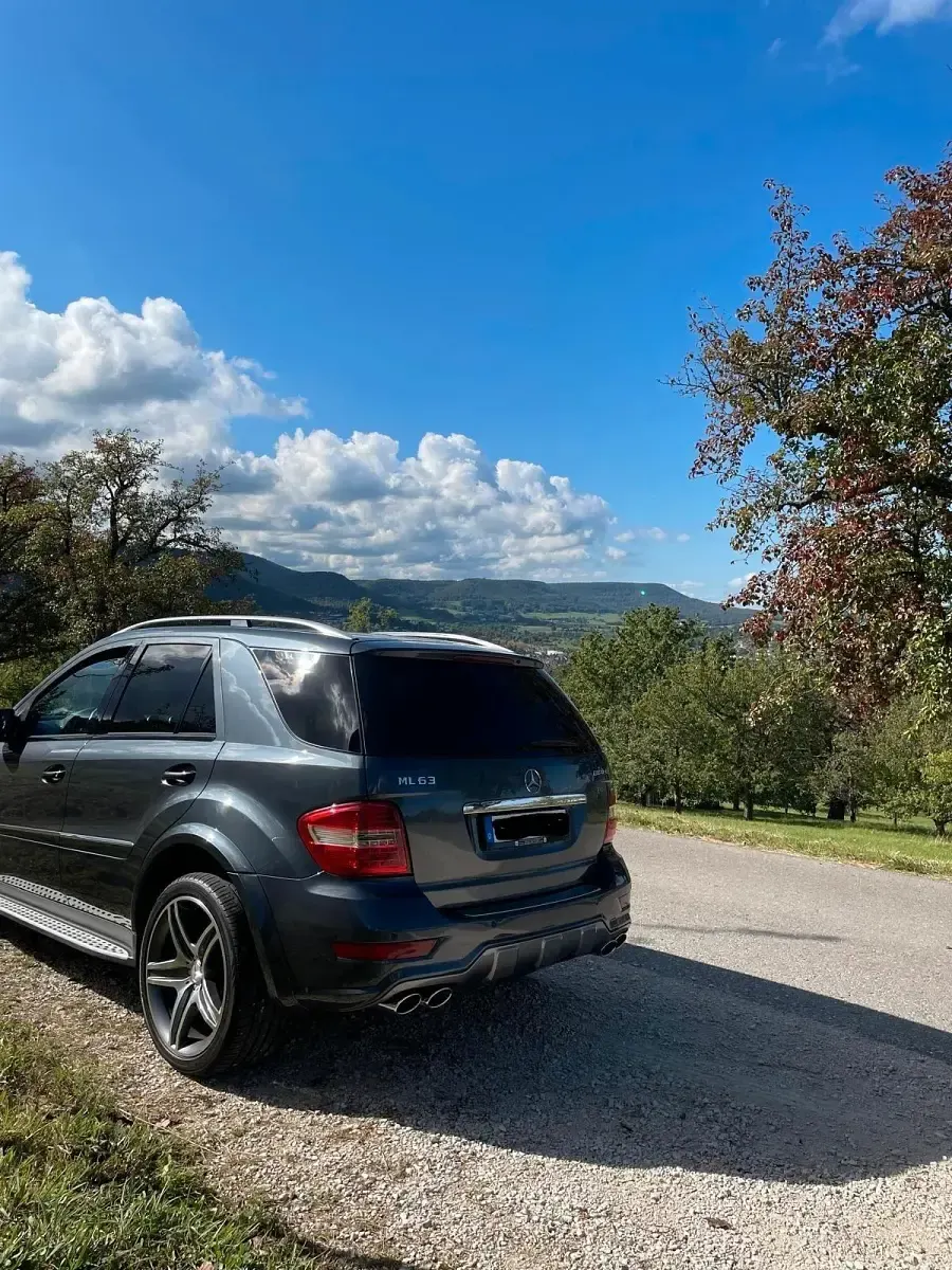 Gebraucht Mercedes ML63 AMG AMG 510 PS (375 kW) 2010 Grau SUV