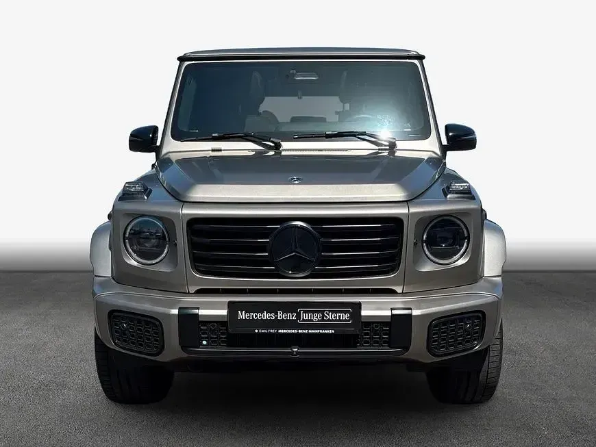 Gebraucht Mercedes G500 Exclusive 449 PS (330 kW) 2025 Grau SUV