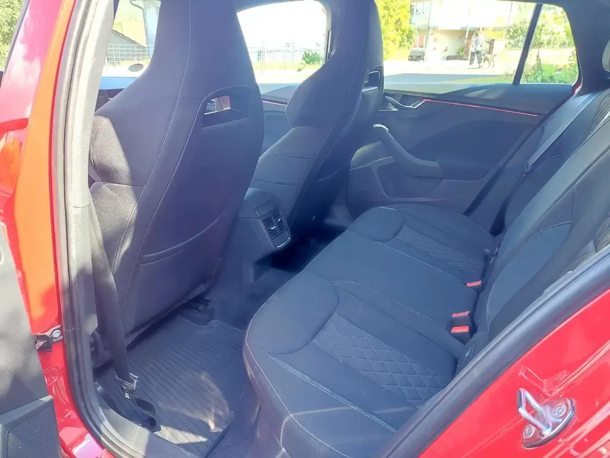 Gebraucht Skoda Scala 115 PS (84 kW) 2019 Rot Kleinwagen