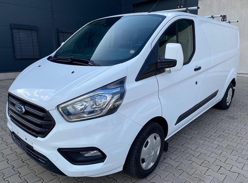 Gebraucht Ford Transit Custom Trend 131 PS (96 kW) 2018 Weiß Van / Kleinbus