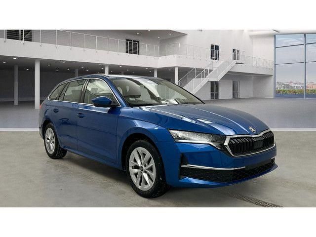 Gebraucht Skoda Octavia Selection 150 PS (110 kW) 2025 Raceblau metallic Kombi