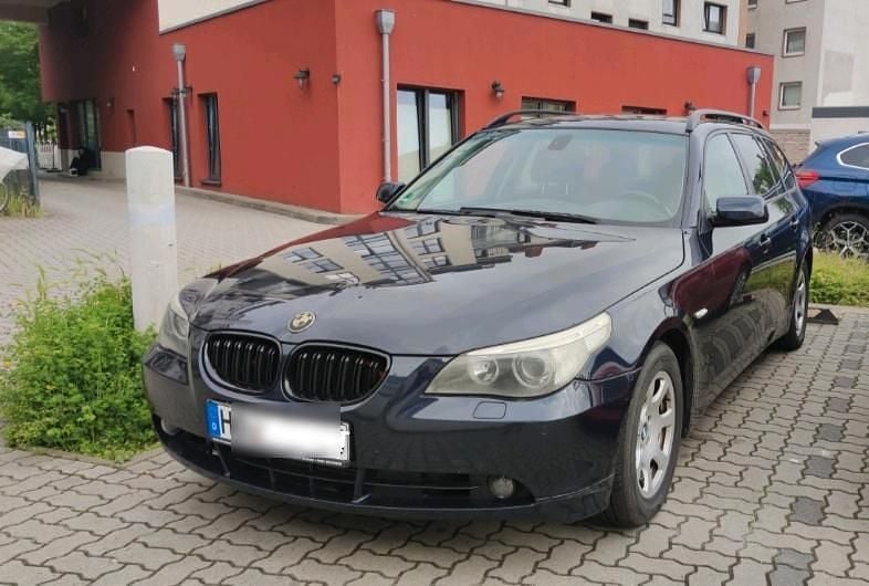 Blau Gebraucht 2005 BMW 525 Kombi | 2.370 € (Etwas zu teuer) - Bild 1/4